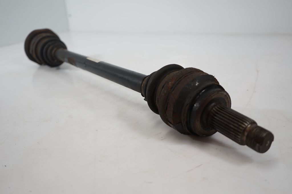 Rear driveshaft (5)