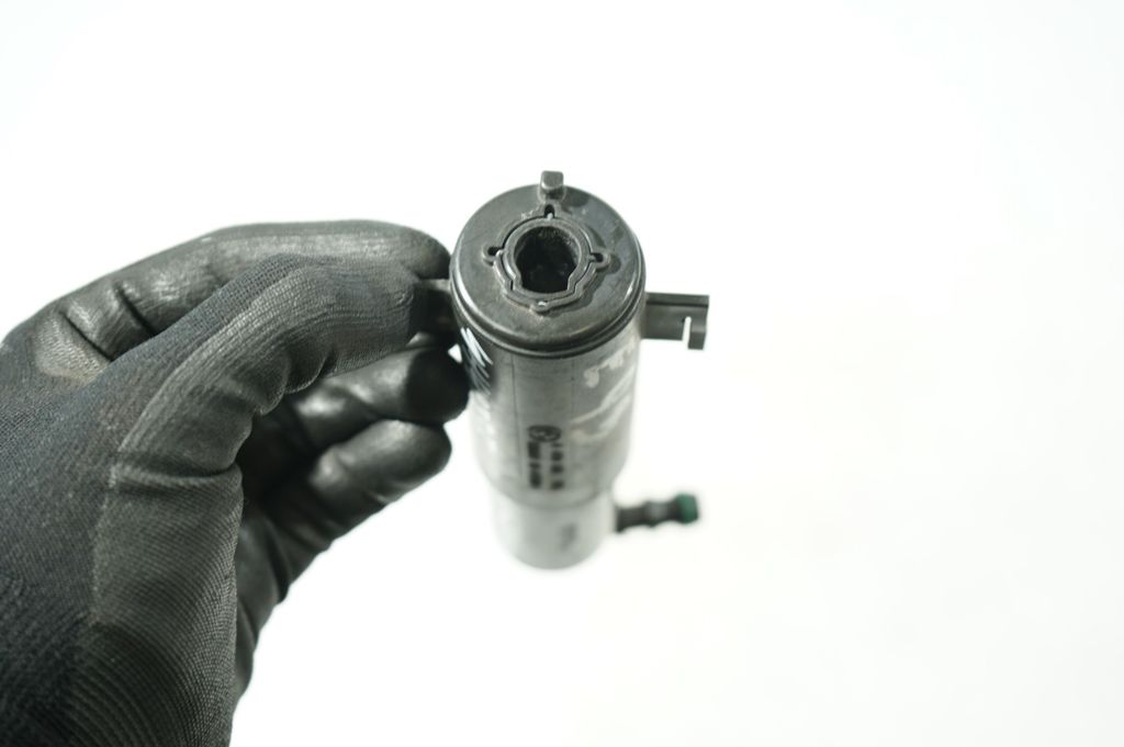 Headlight washer spray nozzle (6)