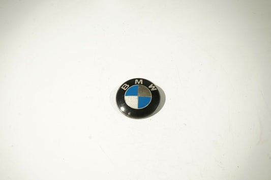 Manufacturer badge logo/emblem