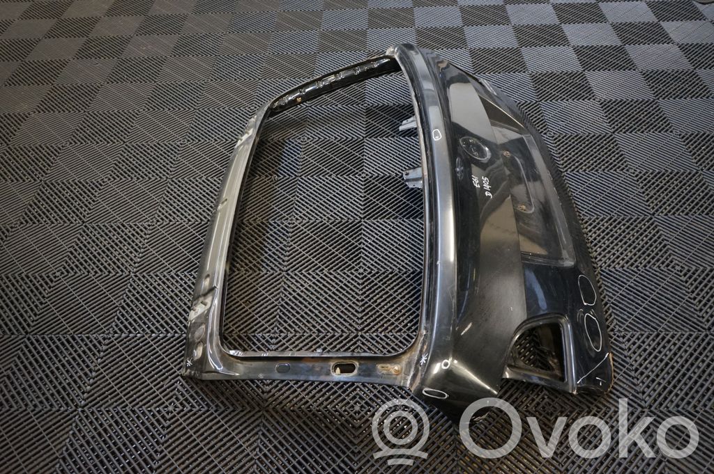 Tailgate/trunk/boot lid (4)