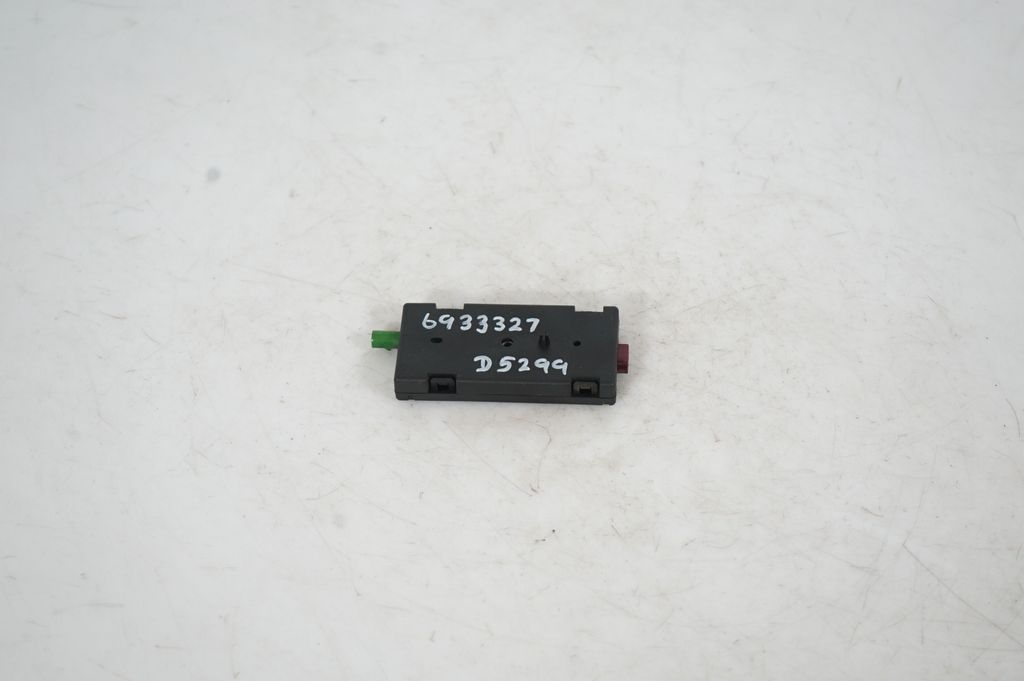 Engine mounting bracket