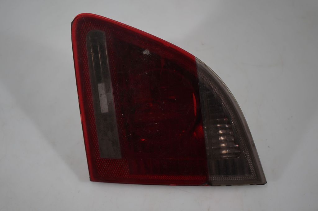 Tailgate rear/tail lights (5)