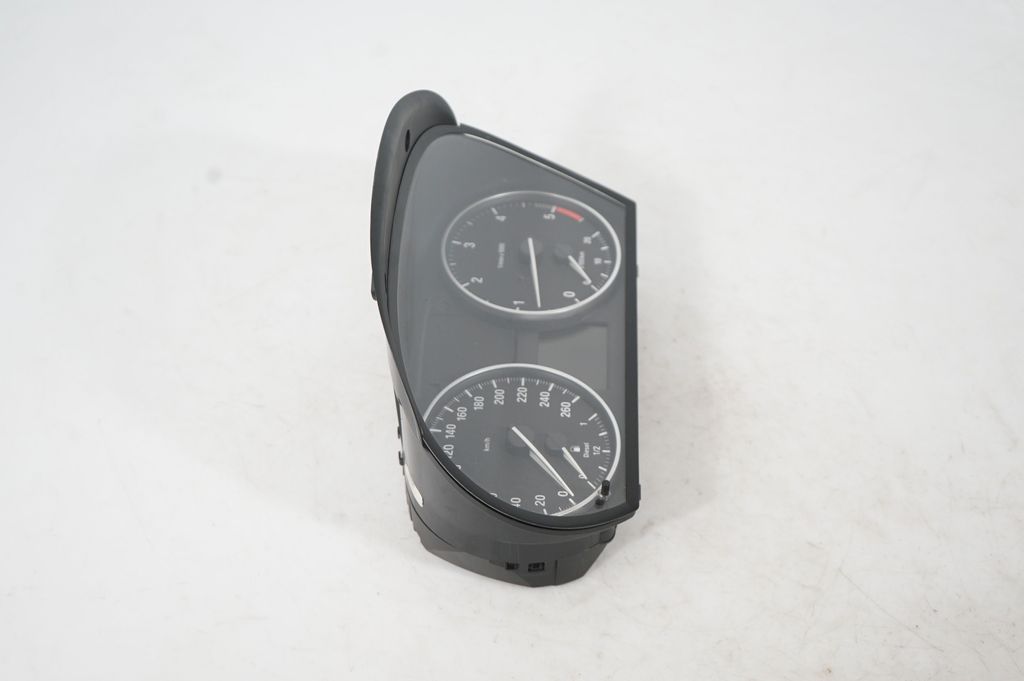 Speedometer (instrument cluster) (4)