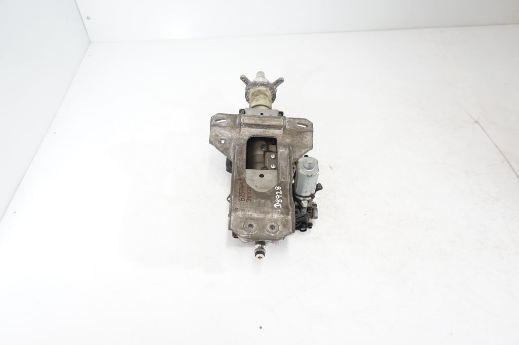 Steering wheel axle (4)