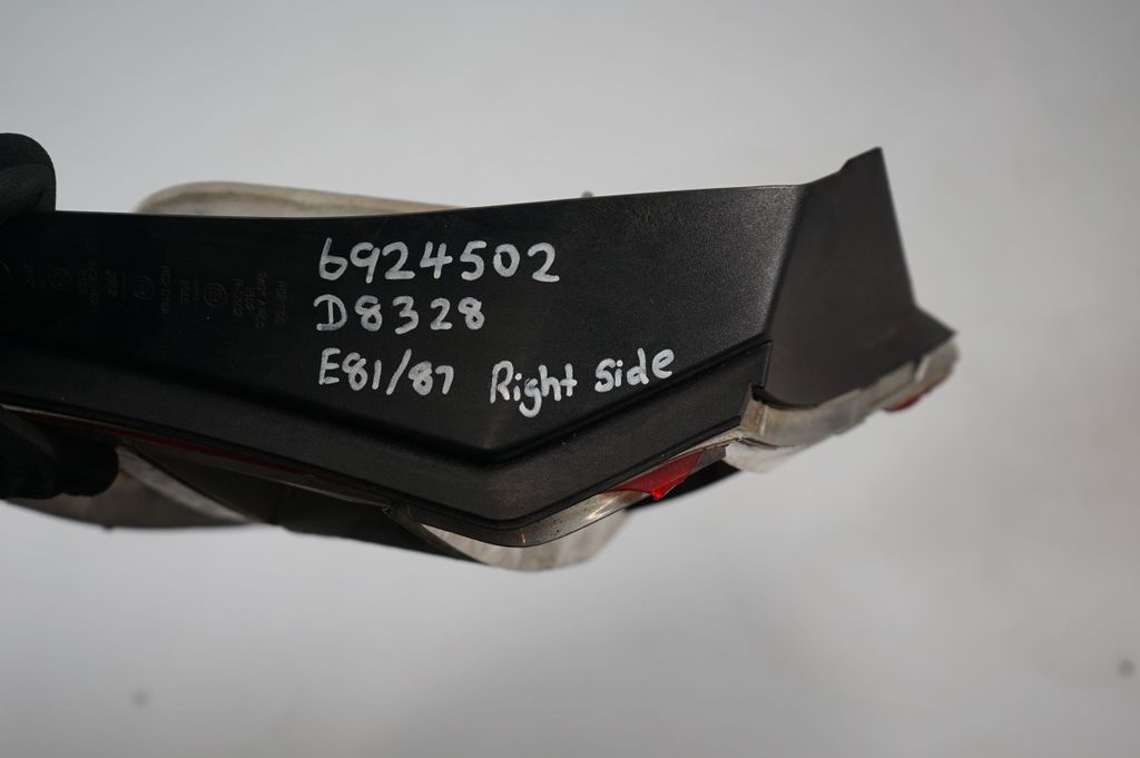 Rear/tail lights (7)