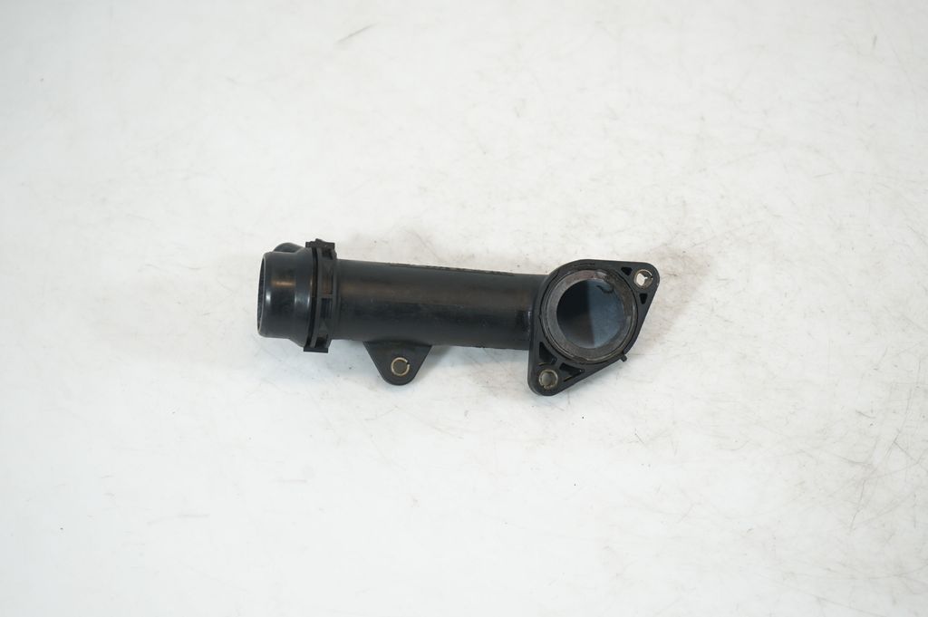 Engine coolant pipe/hose (5)