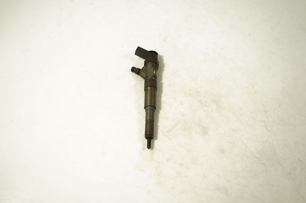 Fuel injector