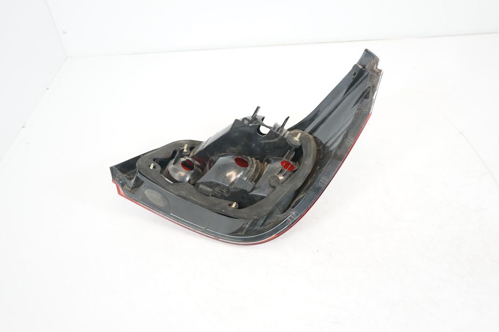 Rear/tail lights (5)