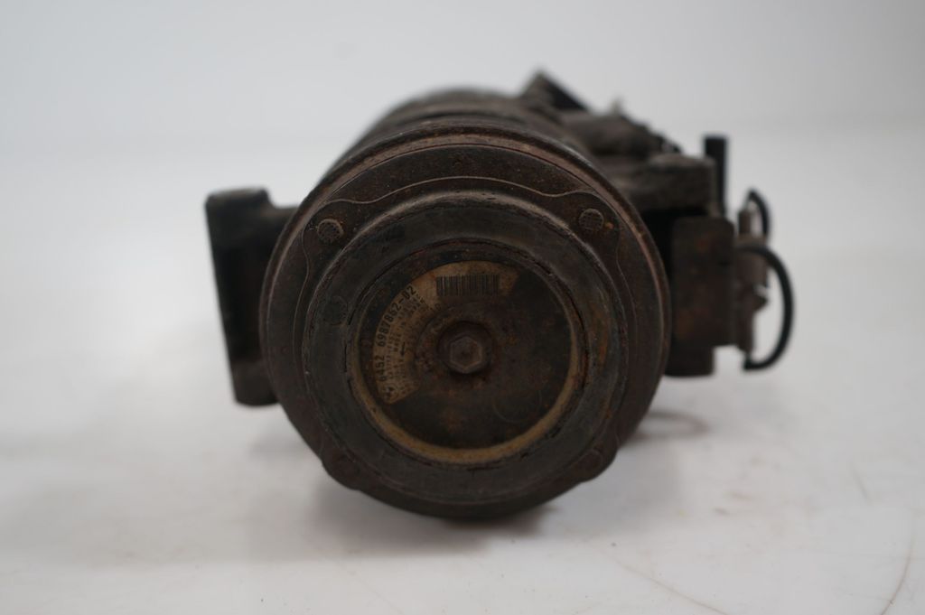 Air conditioning (A/C) compressor (pump) (6)