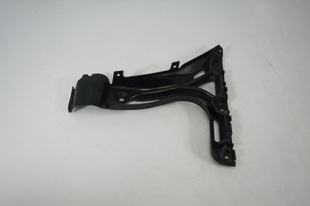 Rear bumper mounting bracket (2)