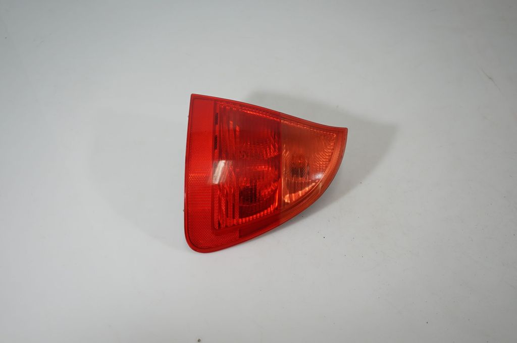 Rear/tail lights (2)