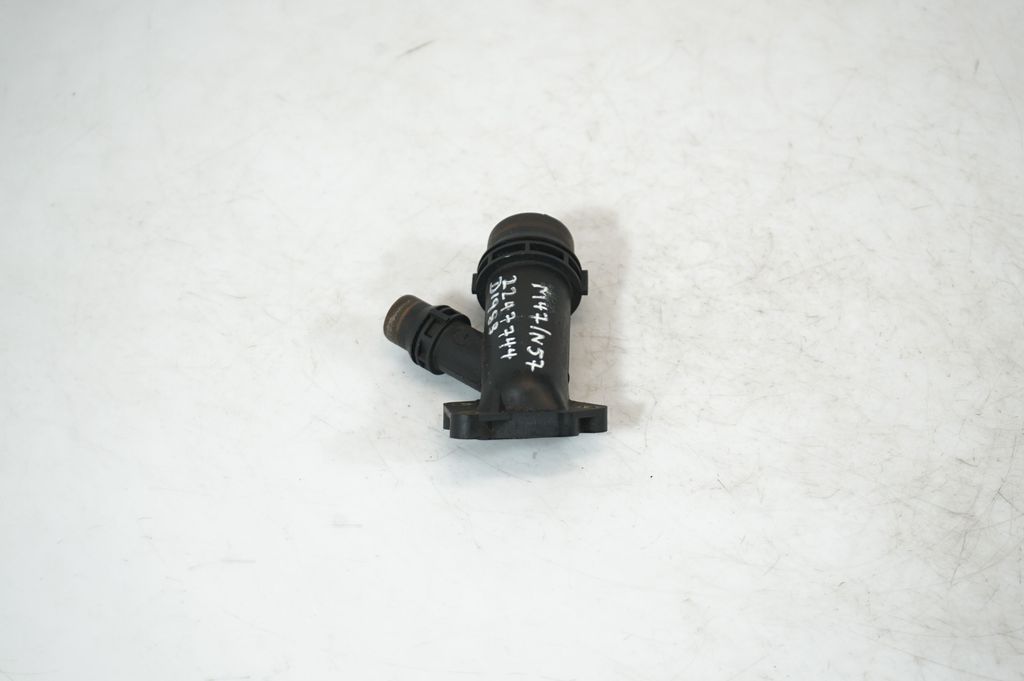 Engine coolant pipe/hose (2)