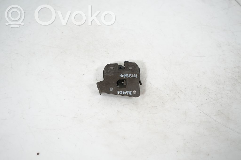 Seat back rest lock catch (3)