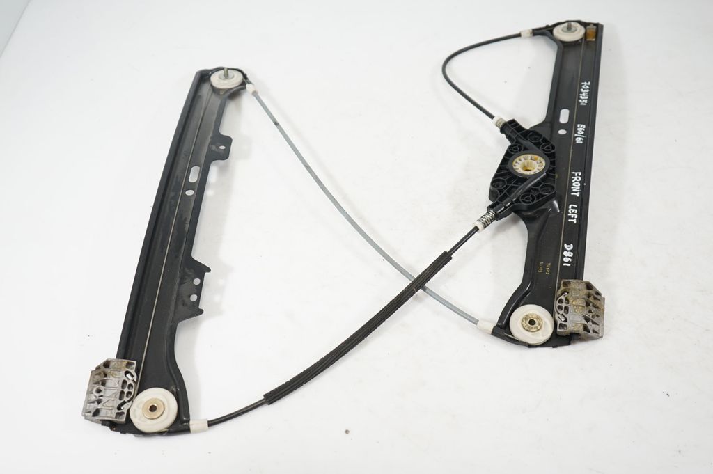 Front door window regulator with motor (2)