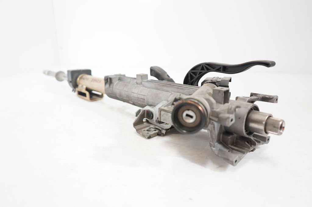 Steering wheel axle (6)