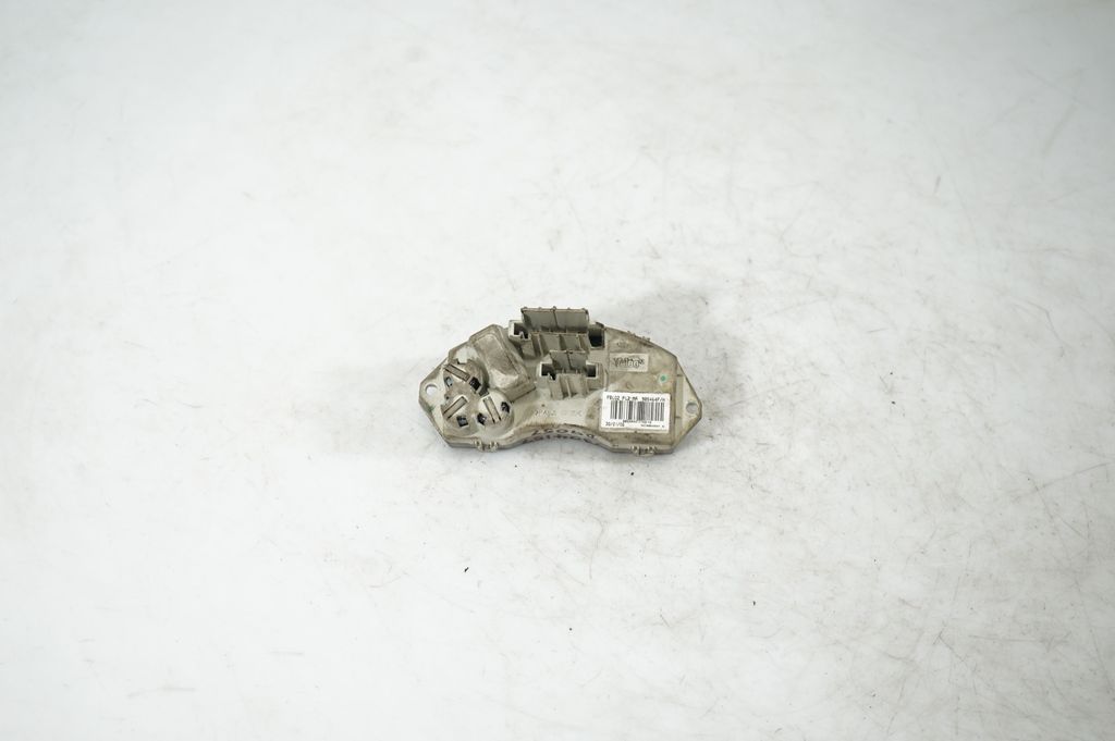 Heater blower motor/fan resistor (5)