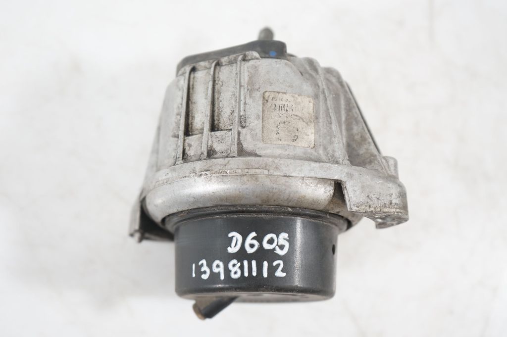 Engine mount bracket (8)