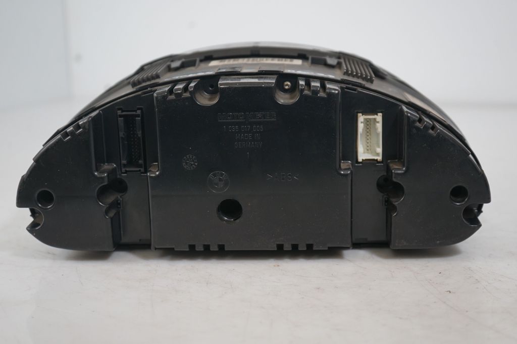 Speedometer (instrument cluster) (7)