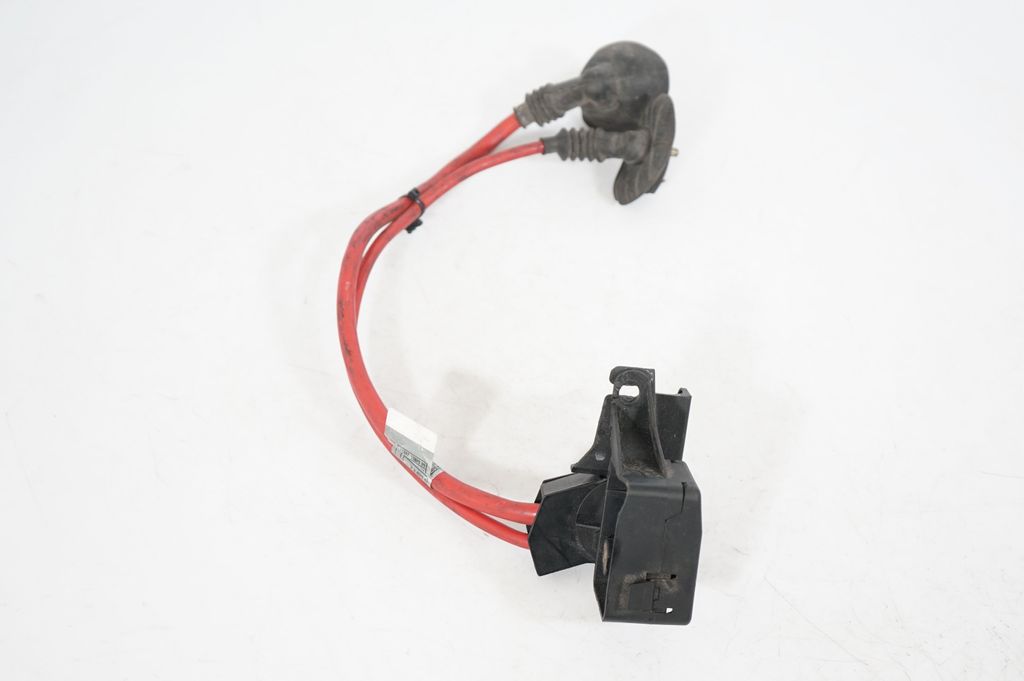 Positive cable (battery) (2)