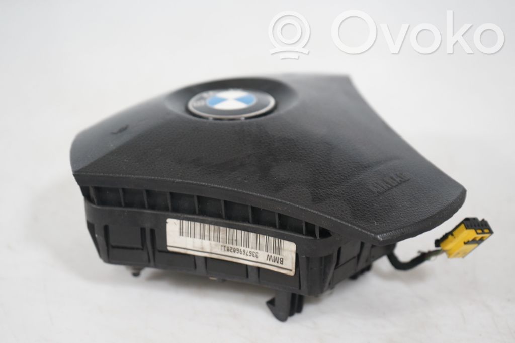 Steering wheel airbag (7)