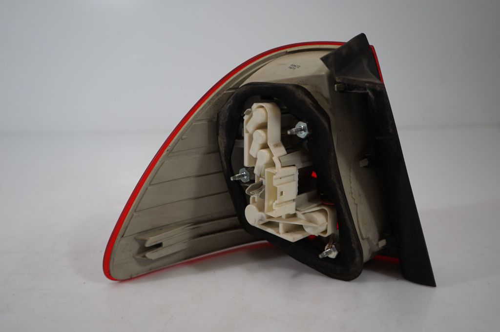 Rear/tail lights (7)