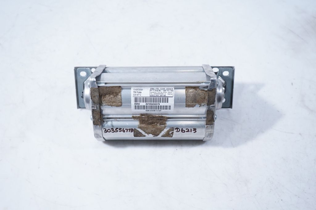 Passenger airbag (5)