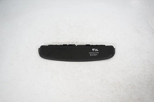 Third/center stoplight