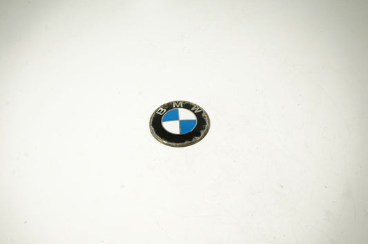 Manufacturer badge logo/emblem