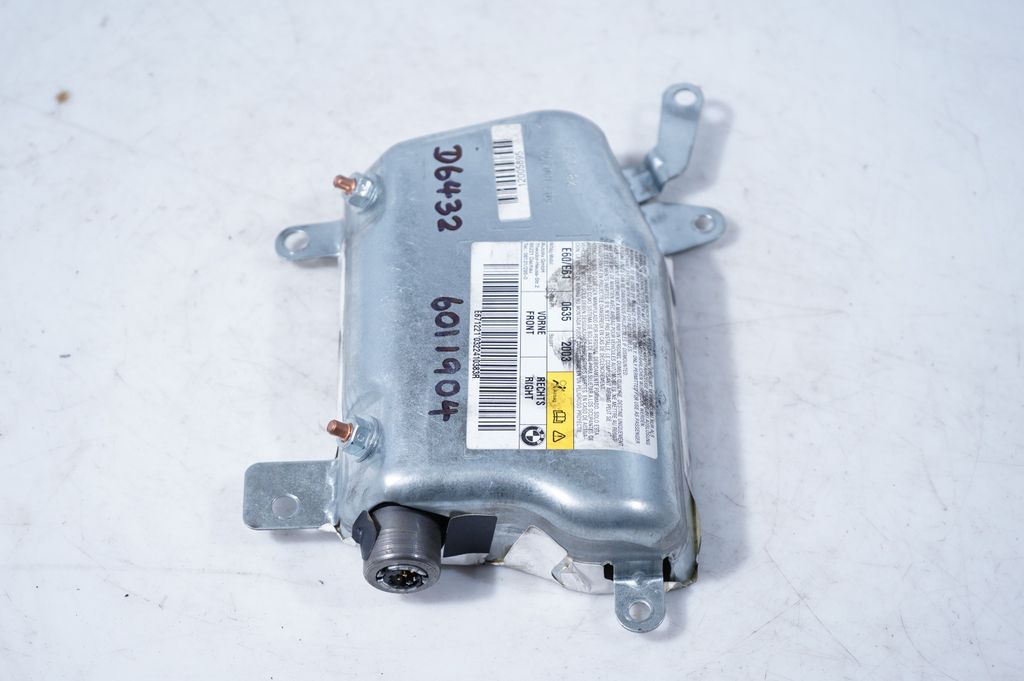 Front door airbag (2)