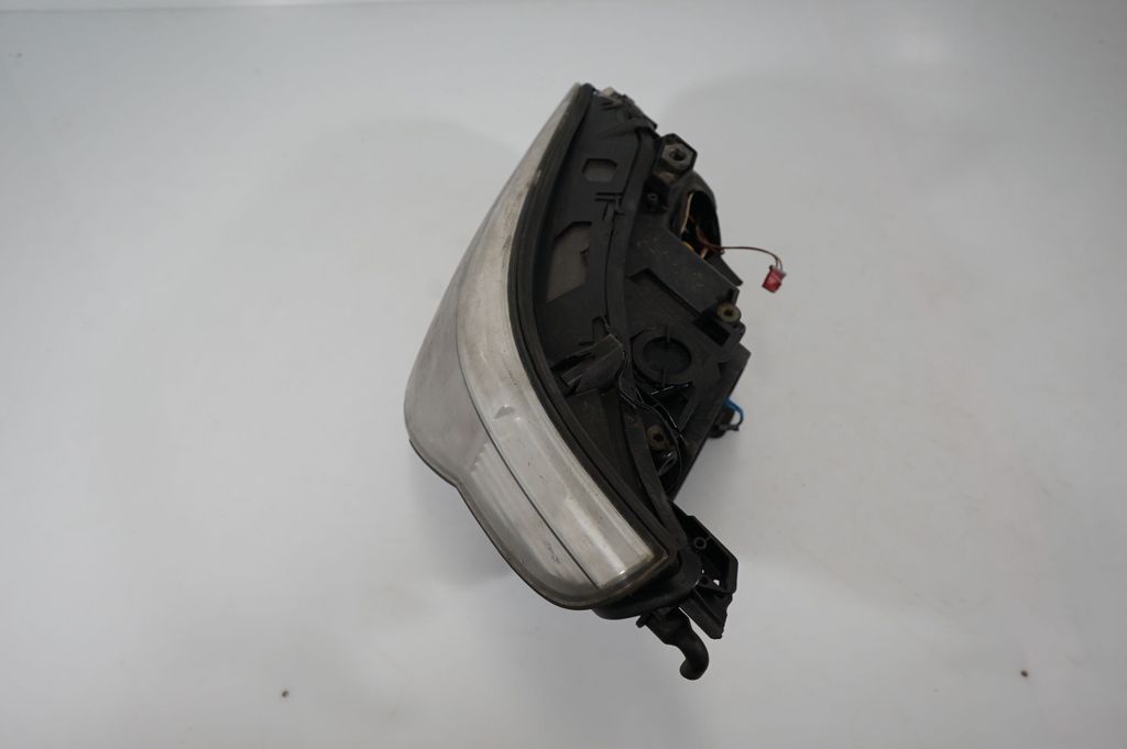 Headlight/headlamp (2)