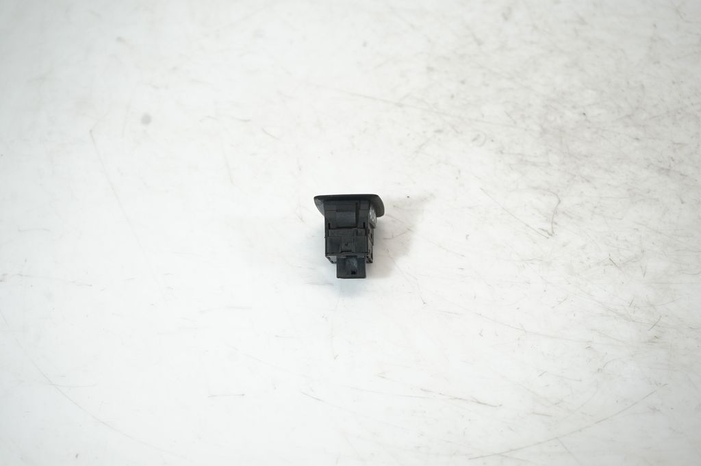 Electric window control switch (3)