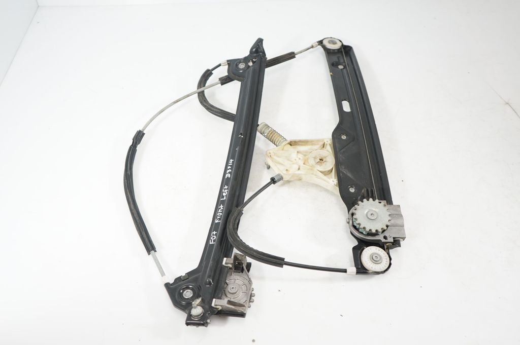 Front door window regulator with motor (4)