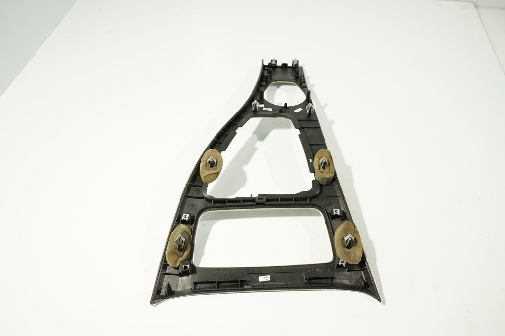 Dashboard center trim panel (6)