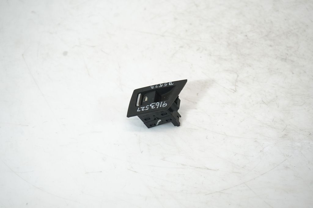 Electric window control switch (2)