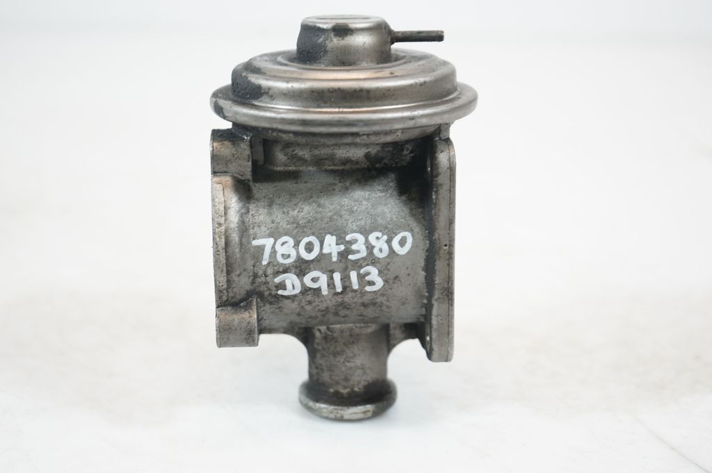 EGR valve (10)