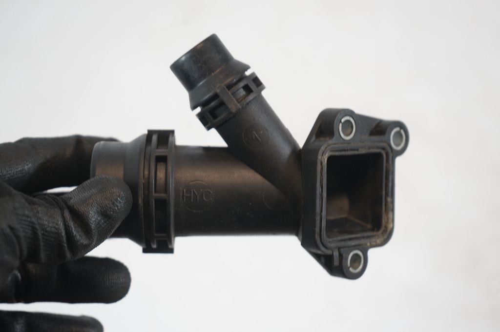 Engine coolant pipe/hose (6)