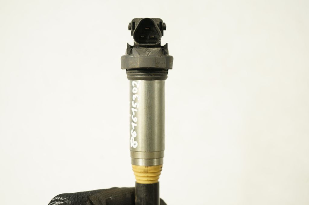 High voltage ignition coil (6)