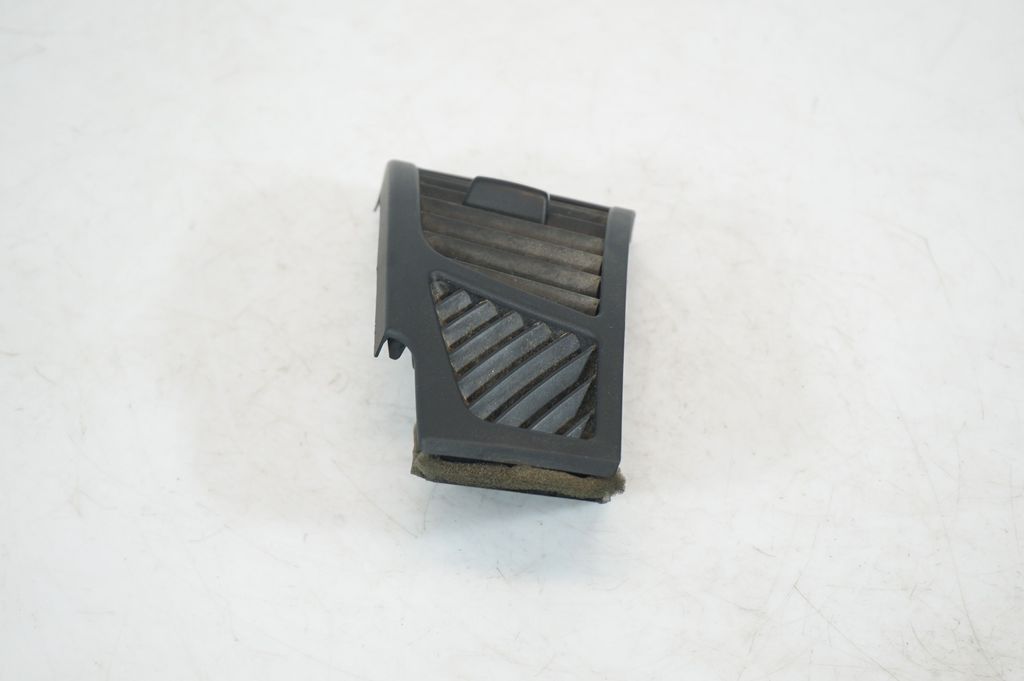 Dashboard side air vent grill/cover trim (3)