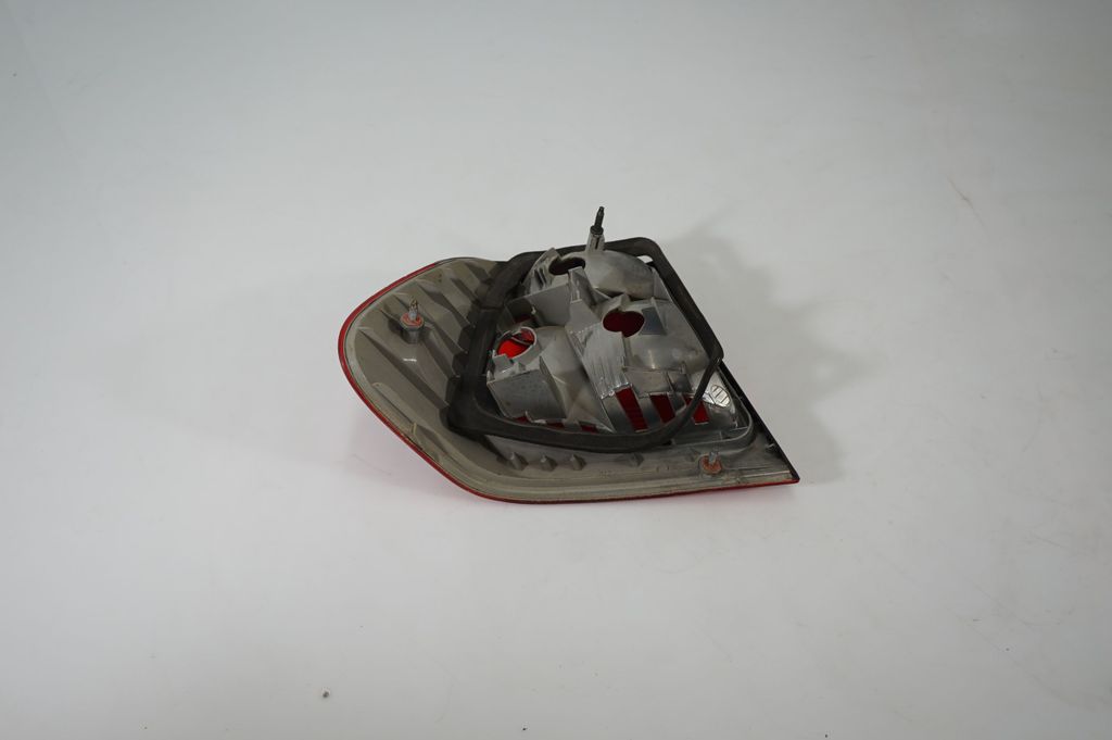 Rear/tail lights (5)