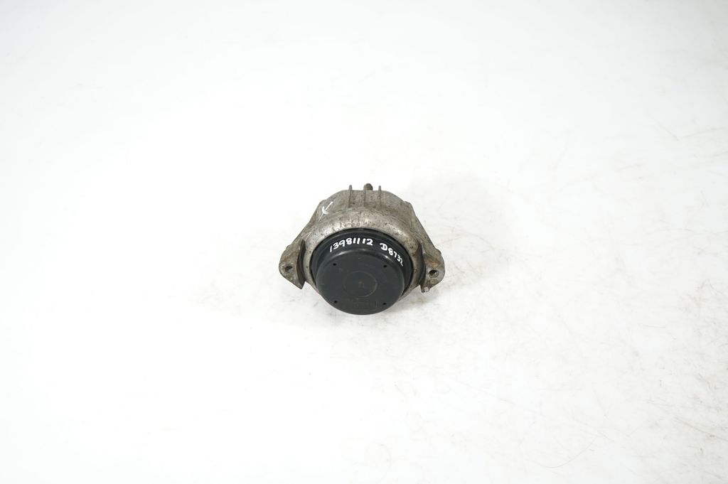 Engine mount bracket (3)