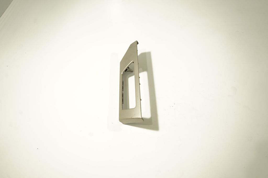 Dashboard glove box trim (2)