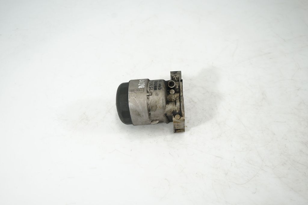 Oil filter mounting bracket (4)