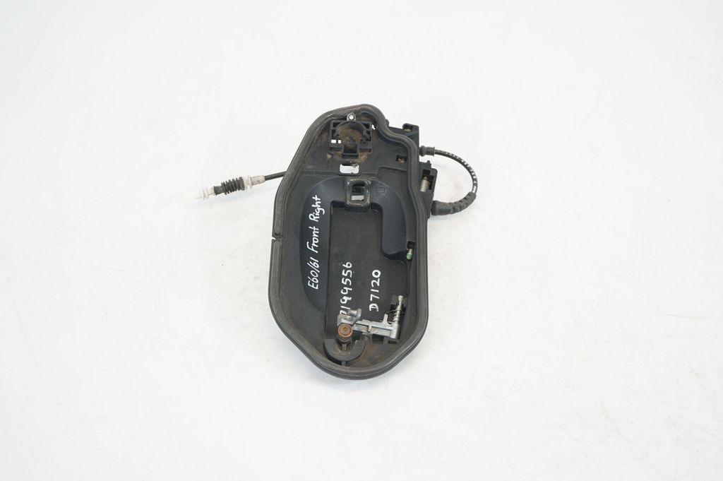 Front door exterior handle (4)