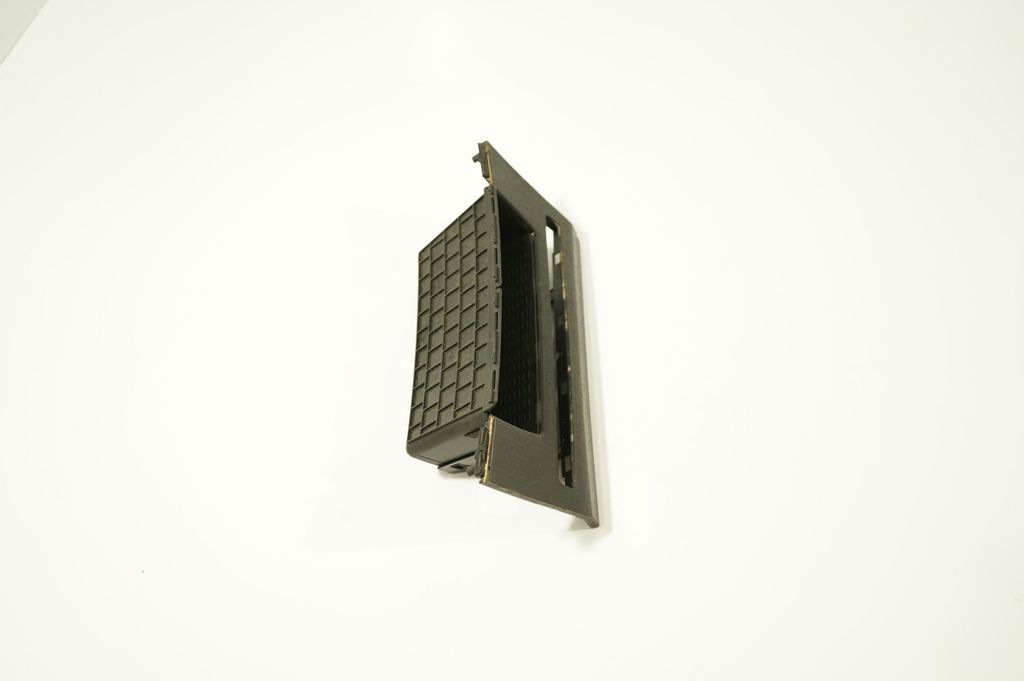 Panel trim (4)
