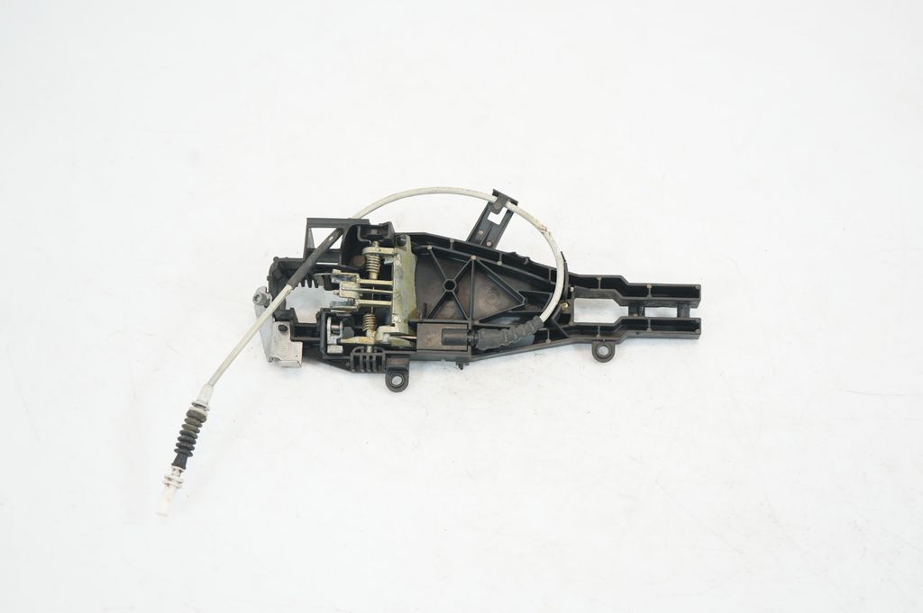 Front door exterior handle/bracket (5)