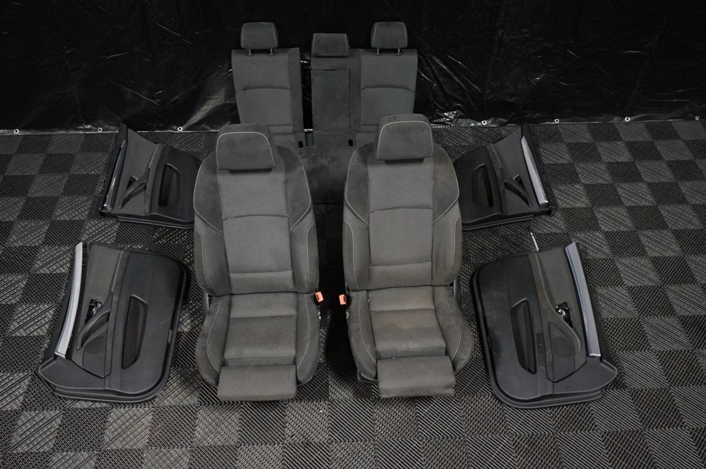 Seat set