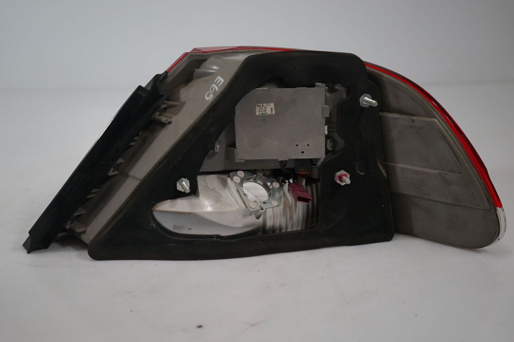 Rear/tail lights (7)