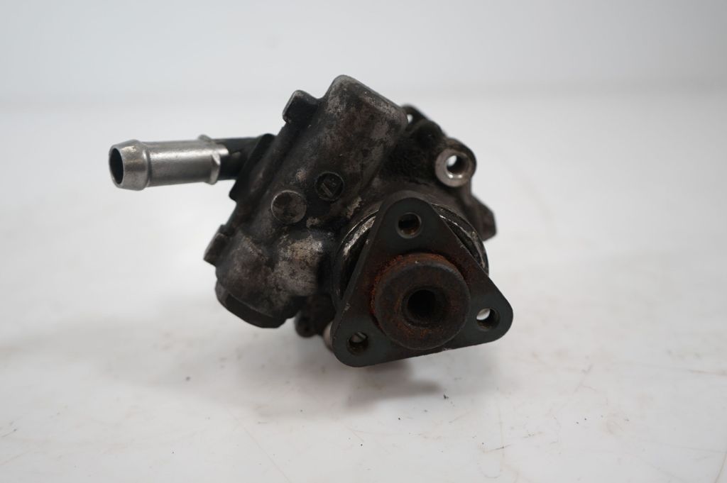 Power steering pump (9)