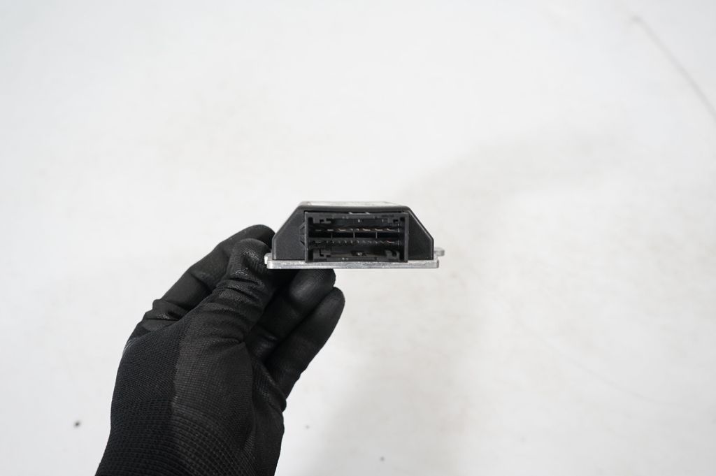 Steering rack control module (7)