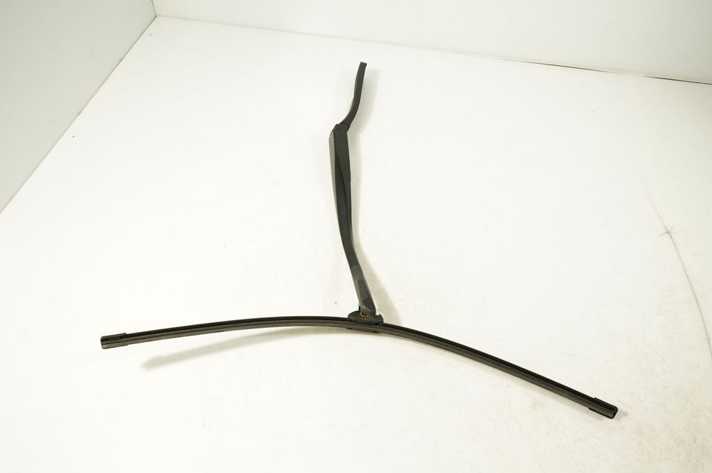 Windshield/front glass wiper blade (4)